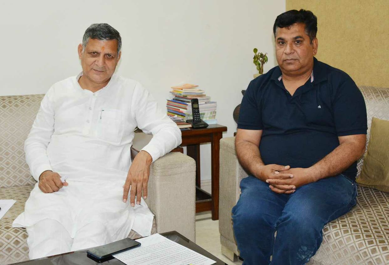meeting with education minister for school education